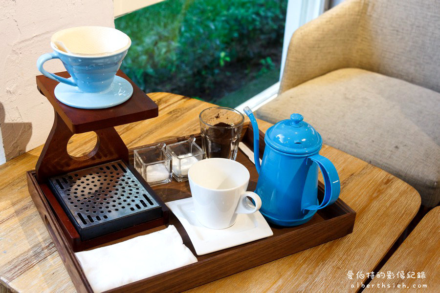 台北士林.亞尼克夢想村2號店(復古工業風格的幸福蛋糕工坊) @愛伯特