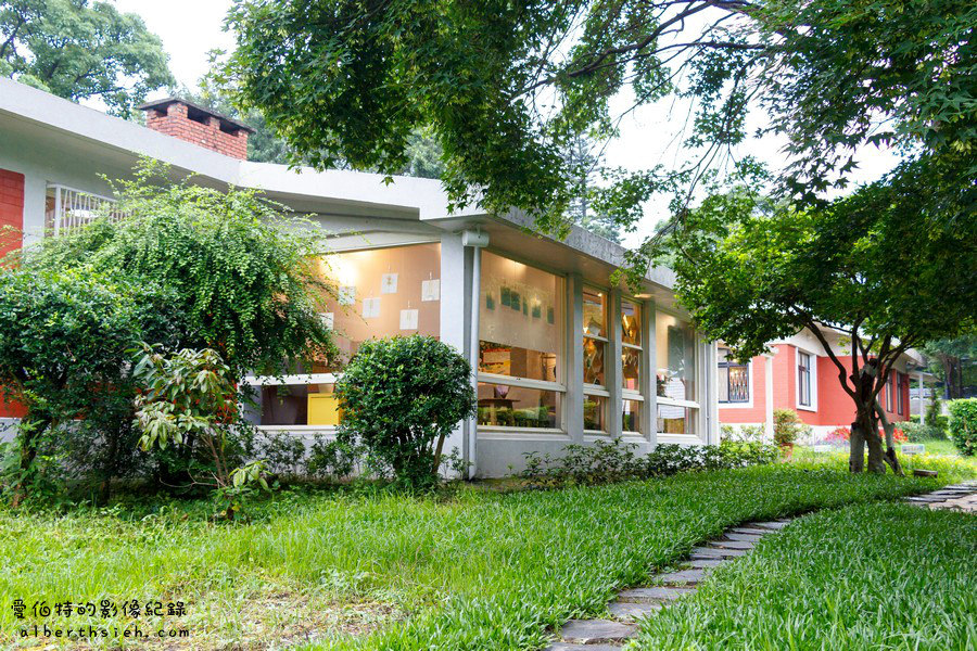 台北士林.亞尼克夢想村2號店(復古工業風格的幸福蛋糕工坊) @愛伯特