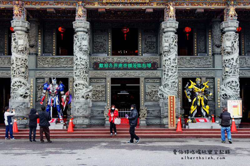 桃園廟宇.明倫三聖宮:變形金剛(中西合璧戰鬥力超強門神) @愛伯特