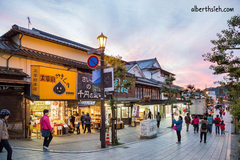 太宰府表参道.福岡美食(梅枝餅草莓大福第一名豬肉包子&如何搭車前往) @愛伯特 太宰府表参道.福岡美食(梅枝餅草莓大福第一名豬肉包子&如何搭車前往)