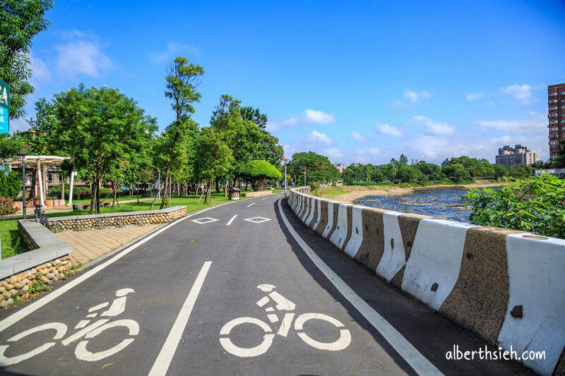 三民運動公園&南崁溪自行車道．桃園景點（心鎖步道還有許多愛心元素的公園）