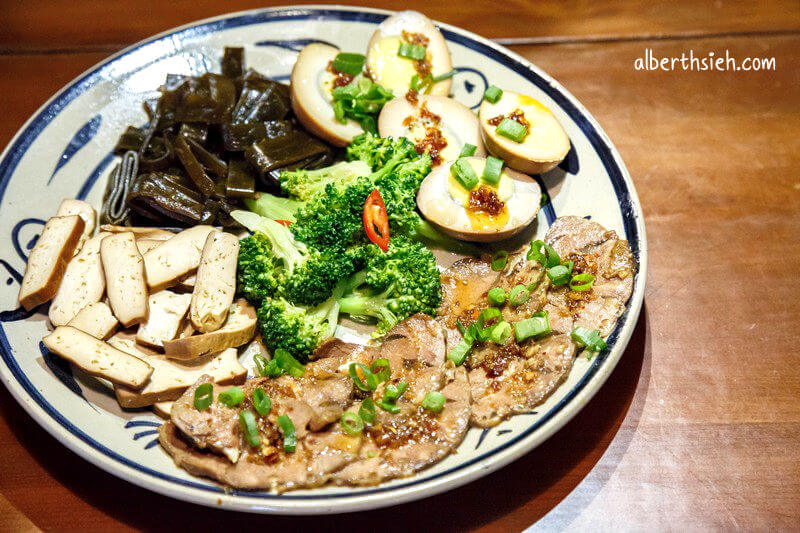 時寓．台北牛肉麵（超低調隱身於2樓老公寓的小酒館）