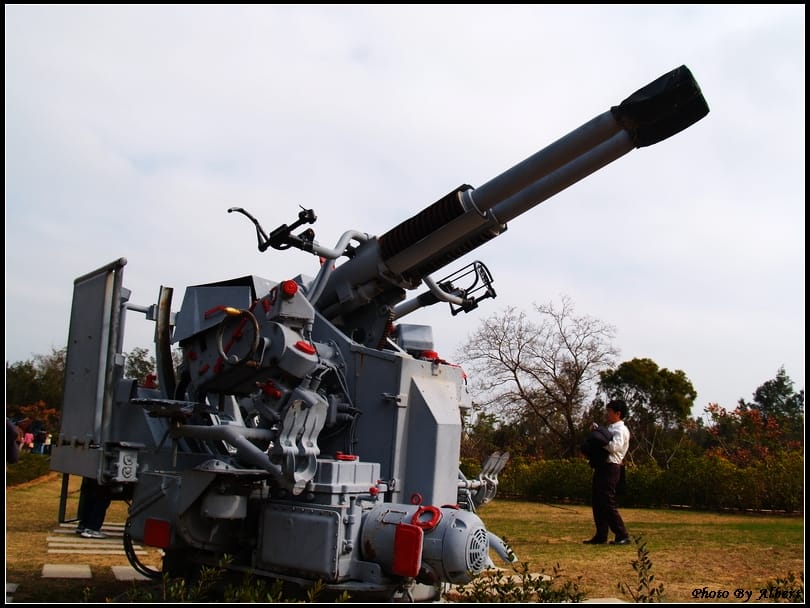 【軍事戰備坑道】金門金城．翟山坑道（位於山中的水路兩用坑道）