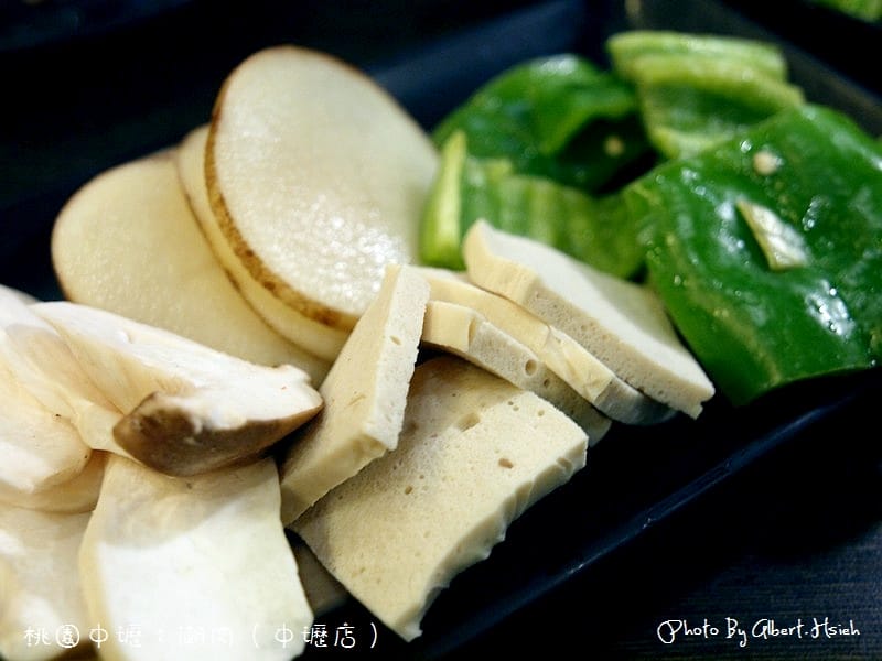 【燒肉吃到飽】桃園中壢．潮肉炭火燒肉(中壢店)（只需動口，不需動手）