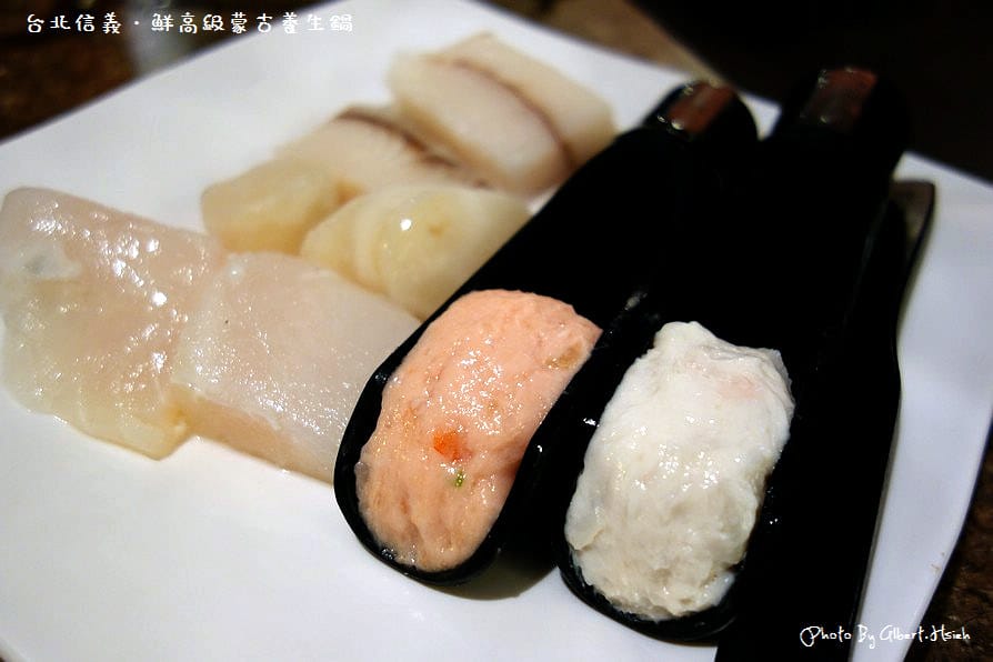 【火鍋吃到飽】台北信義．鮮高級蒙古養生鍋（越煮越好喝的養生湯底）