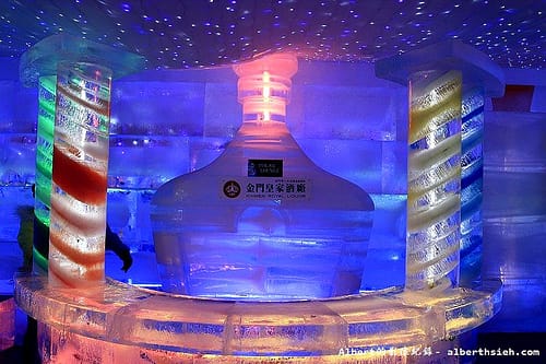 【冰雕展】新竹竹北.2013新竹哈爾濱冰燈嘉年華(零下18度C的瘋狂體驗) - 第13張圖 【冰雕展】新竹竹北.2013新竹哈爾濱冰燈嘉年華(零下18度C的瘋狂體驗)