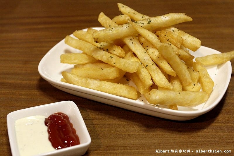 【冰品輕食】台北大安．Icequare愛絲葵（吃了會漂亮的Q10雪花冰）
