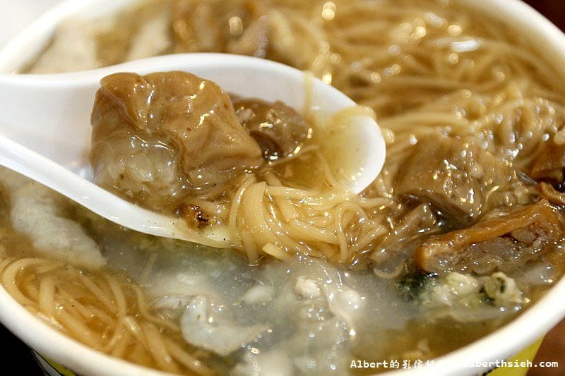 【大甲特色小吃】台中．小胖麵線（大腸、鮮蚵、肉羹三種食材一次滿足）