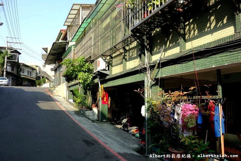 內壢釣魚池.桃園景點(金黃亮麗的黃金榕超迷人) - 第14張圖 內壢釣魚池.桃園景點(金黃亮麗的黃金榕超迷人)