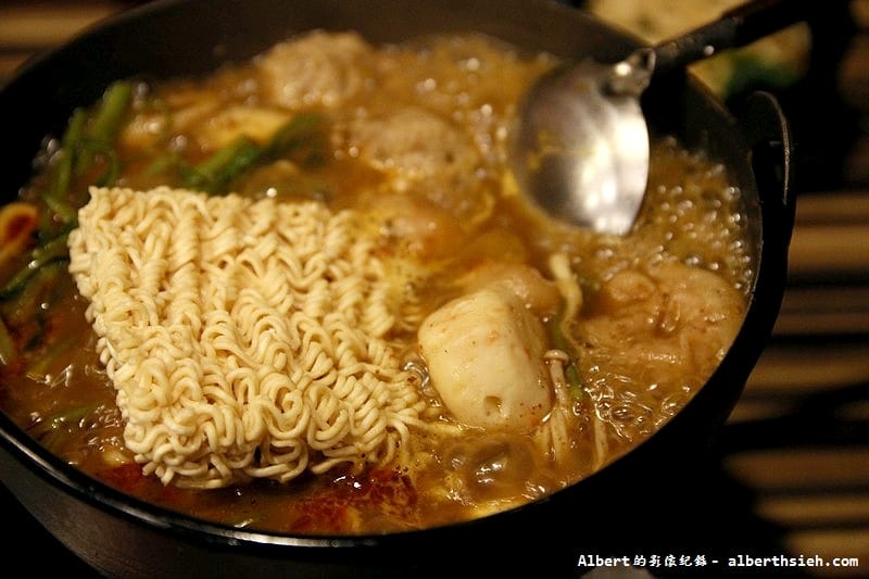 【桃園美食】桃園蘆竹．駱師父麻辣燙小火鍋（溫和麻而不辣的四川味）