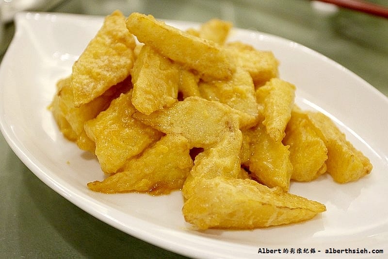 【片皮烤鴨&港點】台北中山．華國飯店帝國會館（美味的脆皮燒火腩皮脆肉Q彈）