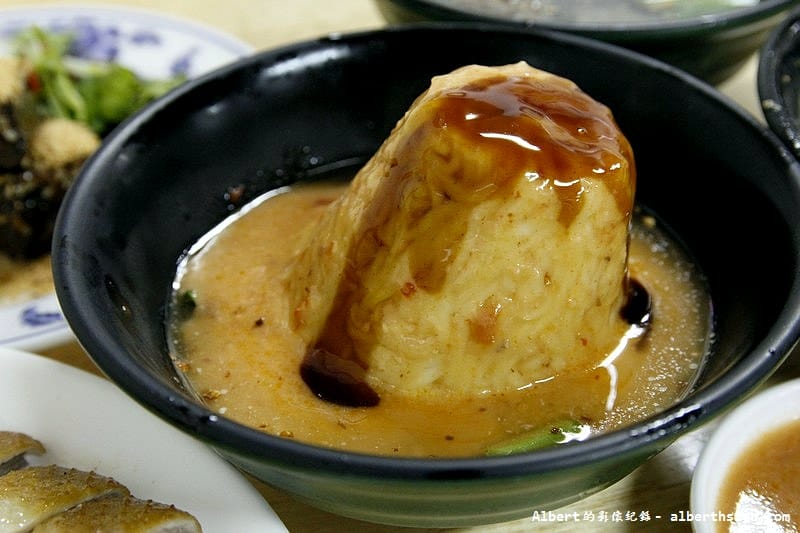 【羅東美食】宜蘭羅東.鴨肉送(特殊的布丁麵) - 第4張圖 【羅東美食】宜蘭羅東.鴨肉送(特殊的布丁麵)