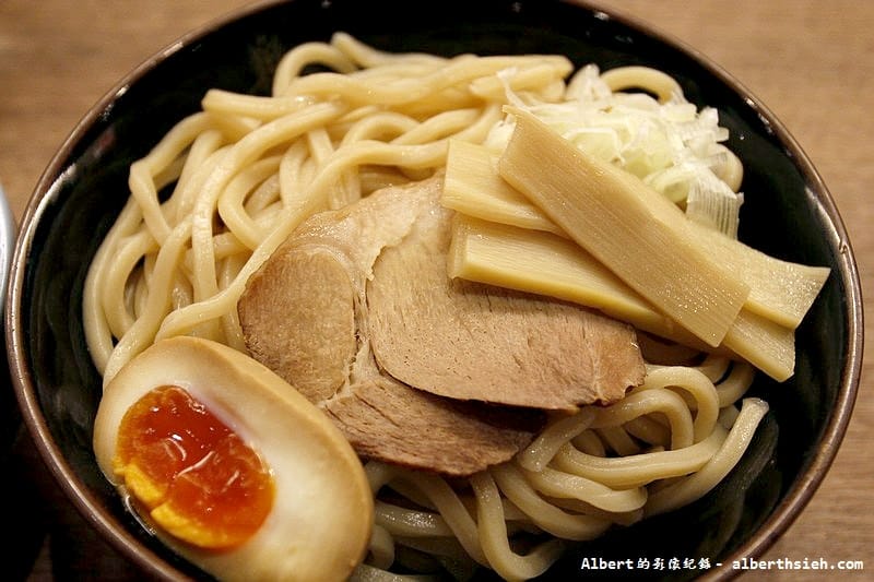 【阪急拉麵美食】台北信義．三田製麵所（美味Q彈的的三田流沾麵）