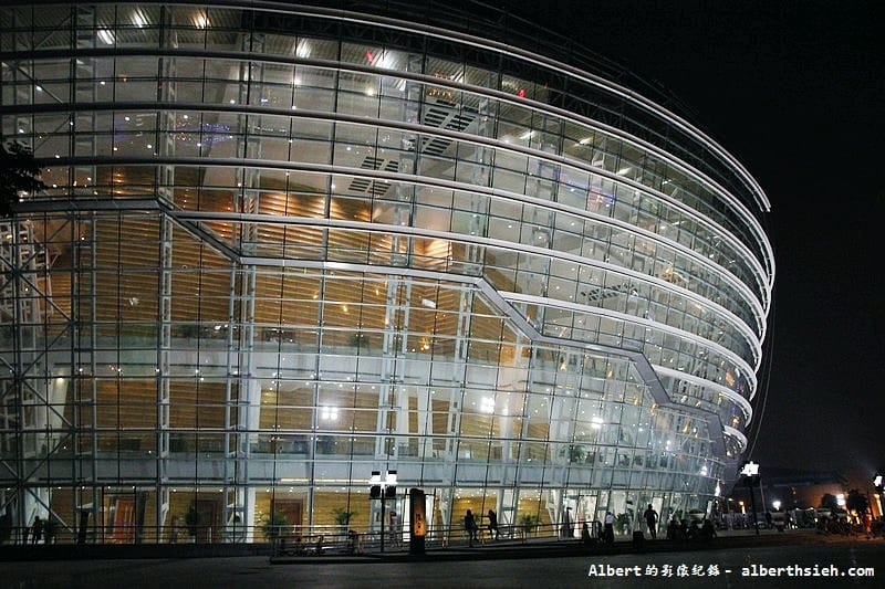 東莞亞洲第一廣場&玉蘭大劇院．廣東夜生活（以藍帶、綠帶、光帶為主題的藝術廣場）