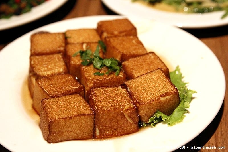 【成都川味料理】台北信義.Kiki餐廳(信義誠品店)(宮保臭豆腐外酥內脆超好吃) - 第10張圖 【成都川味料理】台北信義.Kiki餐廳(信義誠品店)(宮保臭豆腐外酥內脆超好吃)