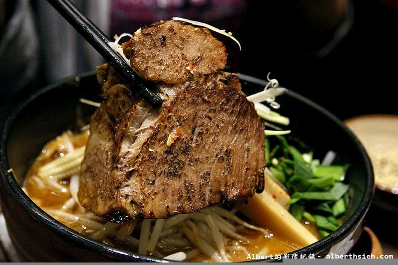 【信義區美食】台北信義．鷹流辛味噌拉麵（加了Q10的東京美肌唐辛子拉麵）