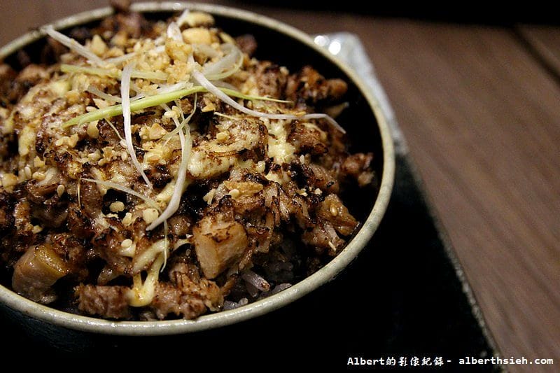【信義區美食】台北信義．鷹流辛味噌拉麵（加了Q10的東京美肌唐辛子拉麵）