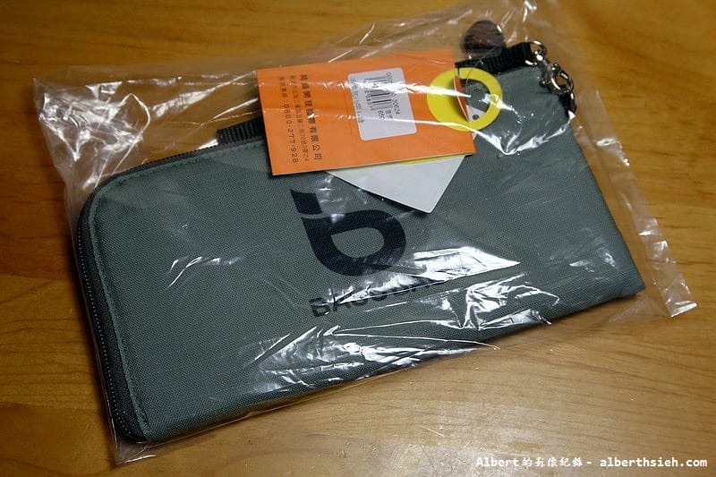 【MIT好東西】BAUUBAG．b字手拿寶貝包（質感佳的多用途手拿包）