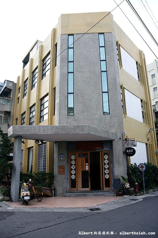 【雲林民宿】雲林北港．好住民宿（銀行改建，帶有財氣金光閃閃的民宿）