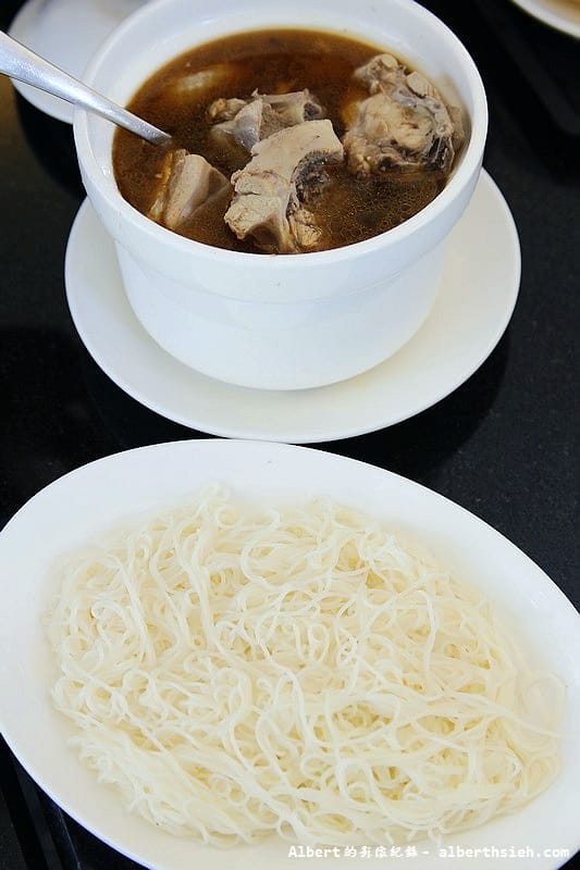 【雲林科大美食】雲林斗六．卡璐佶咖啡館（藏身於校園中的美食）