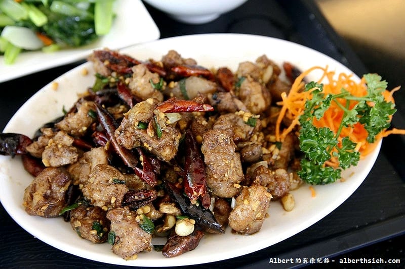 【雲林科大美食】雲林斗六．卡璐佶咖啡館（藏身於校園中的美食）