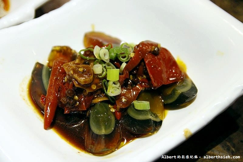 【川菜吃到飽】台北大安．川。譜 渝派四川美饌（挑戰你的麻辣味蕾之創意料理）