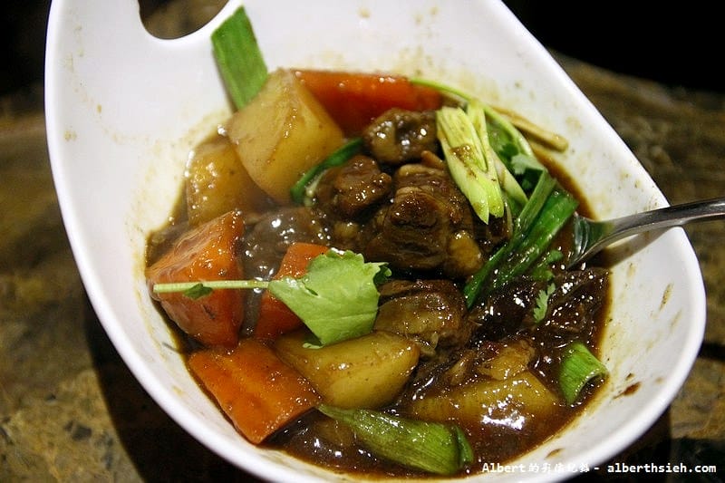 【川菜吃到飽】台北大安．川。譜 渝派四川美饌（挑戰你的麻辣味蕾之創意料理）