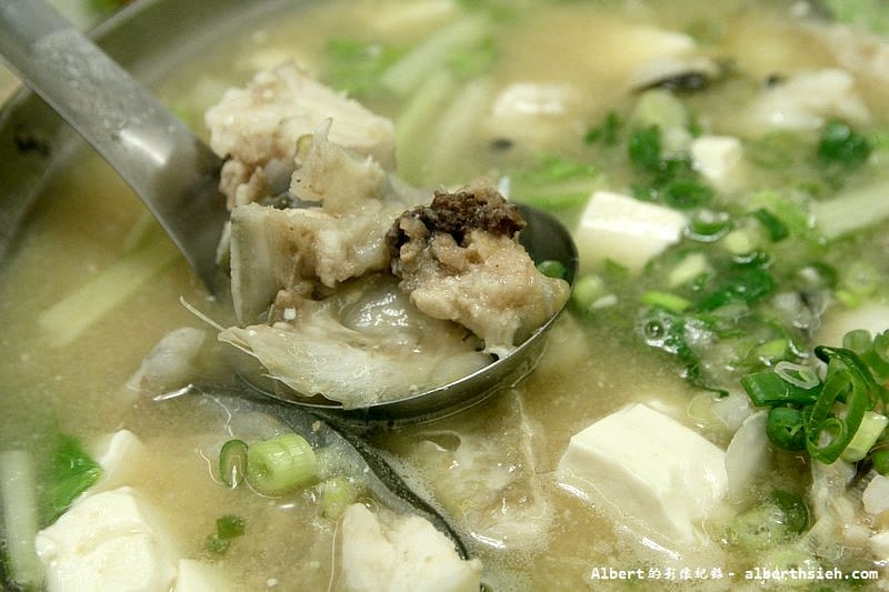 【善導寺站美食】台北中正．北海漁村（石咾魚肉質細膩美味鮮甜）