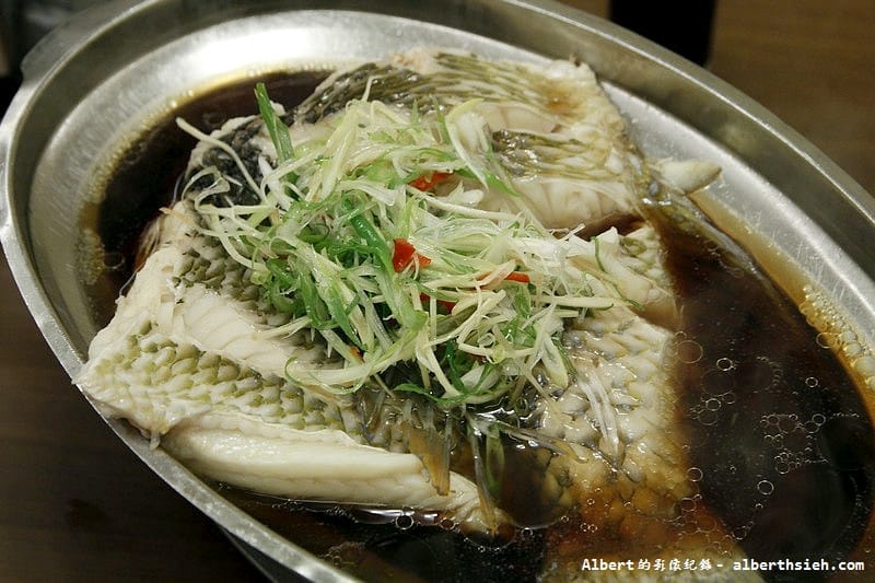 【善導寺站美食】台北中正．北海漁村（石咾魚肉質細膩美味鮮甜）