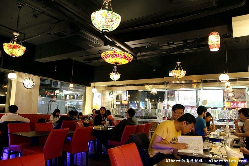 【板橋站美食】新北市板橋．92 Mon Cafe 就愛夢咖啡（平價餐點聚餐好去處）