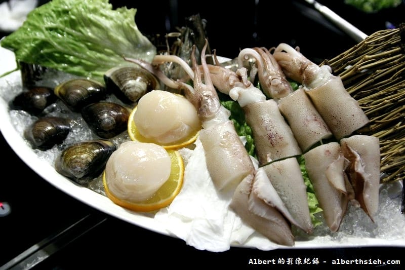 【結束營業】台北大同．嚴選鍋品（鱘龍魚骨高湯加入海鮮熬煮後會有膠質口感還不錯）