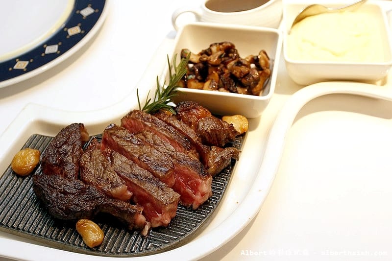 【中山國小站美食】台北中山．歐華酒店（美味的美國黑腳谷乾式熟成肋眼牛排）