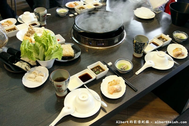 【火鍋吃到飽】台北中山．品火鍋（讓你膽固醇飆高的帝王蟹吃到飽）