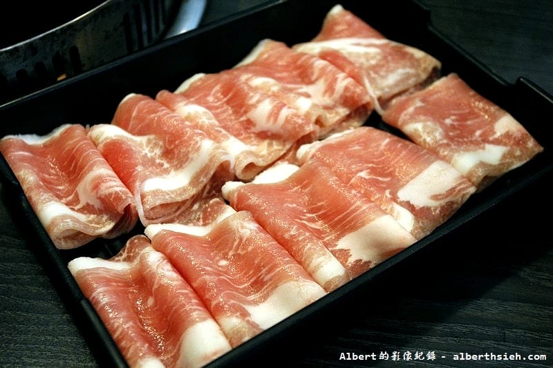 【火鍋吃到飽】台北中山．品火鍋（讓你膽固醇飆高的帝王蟹吃到飽）
