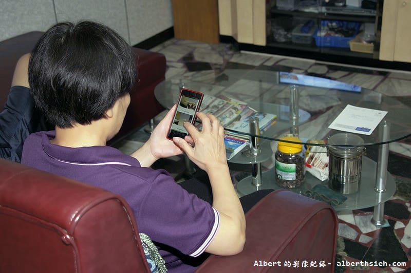 【手機開箱文】富可視InFocus．M210（簡單好用適合全家人使用的手機）