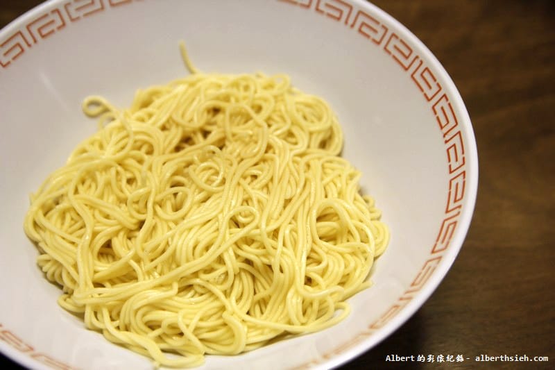 一蘭拉麵．廣島本通美食（美味濃郁的湯頭真是太讓人回味了）