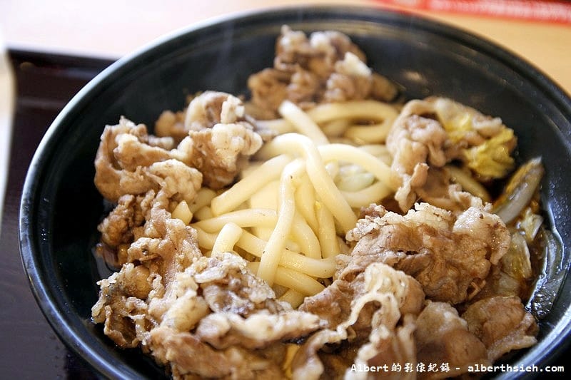 日本岡山景點美食．JR岡山車站 & すき家 SukiYa 牛丼店（桃太郎傳說的發源地）