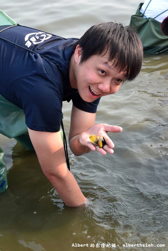 【漁民體驗】彰化芳苑.哈哈漁場(親自體驗下水抓魚摸文蛤超好玩) - 第20張圖 【漁民體驗】彰化芳苑.哈哈漁場(親自體驗下水抓魚摸文蛤超好玩)
