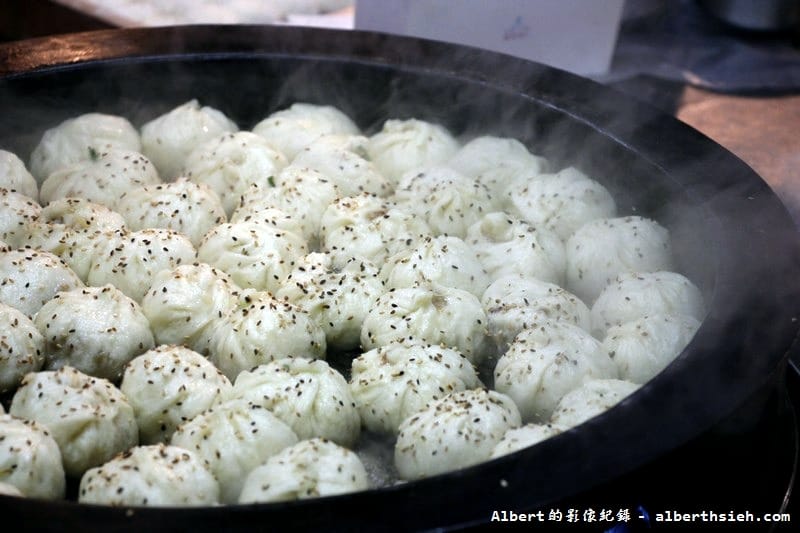 【夜市美食】台北大安．臨江街夜市（超人氣的排隊美食上海生煎包）