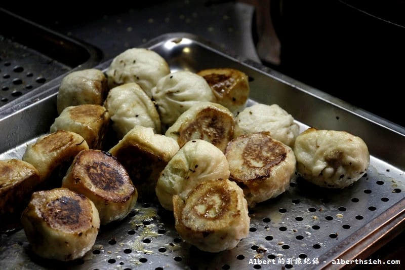 【夜市美食】台北大安．臨江街夜市（超人氣的排隊美食上海生煎包）