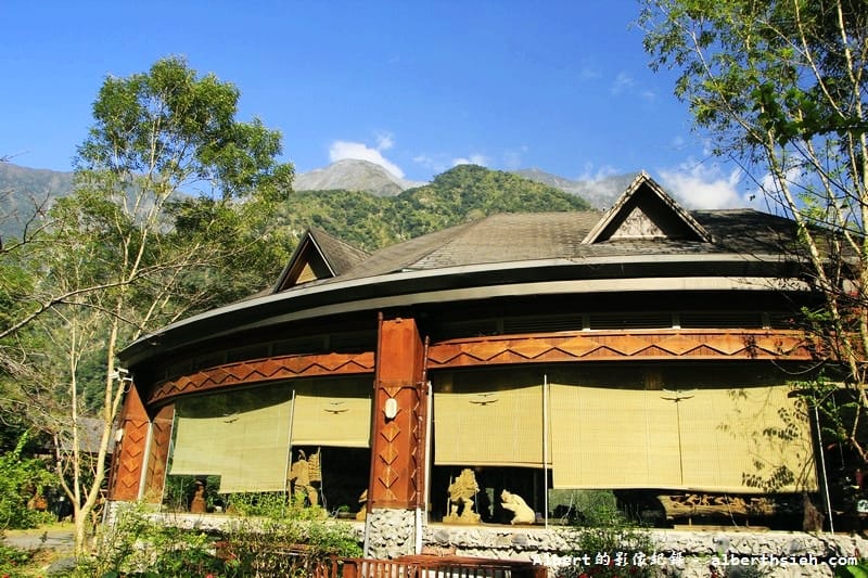 太魯閣立德布洛灣山月村．花蓮秀林住宿（群山環繞的美景飯店）