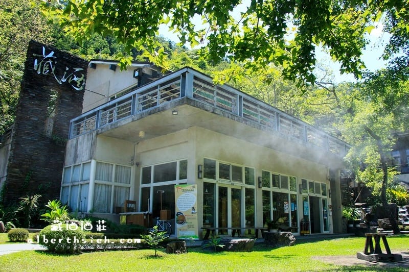 【宜蘭旅遊景點】頭城．藏酒酒莊（隱藏於山中的的美麗綠建築酒莊）
