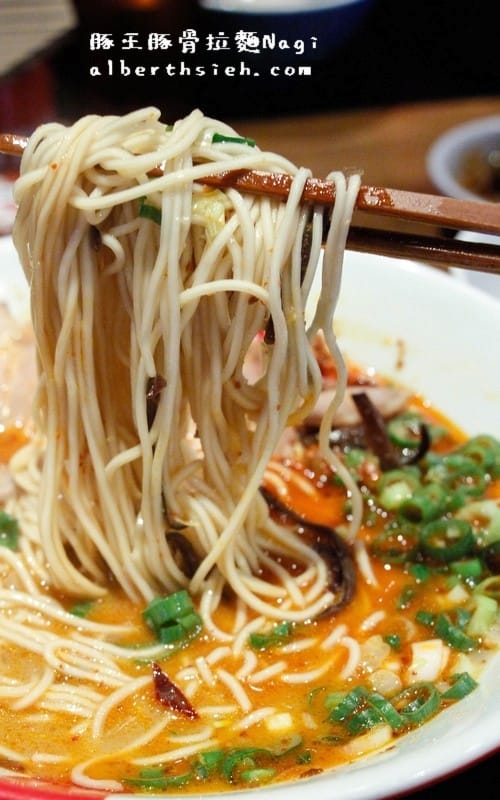 【忠孝復興站美食】台北大安．豚骨拉麵ラーメン凪Nagi（赤王麵湯頭超合我口味）