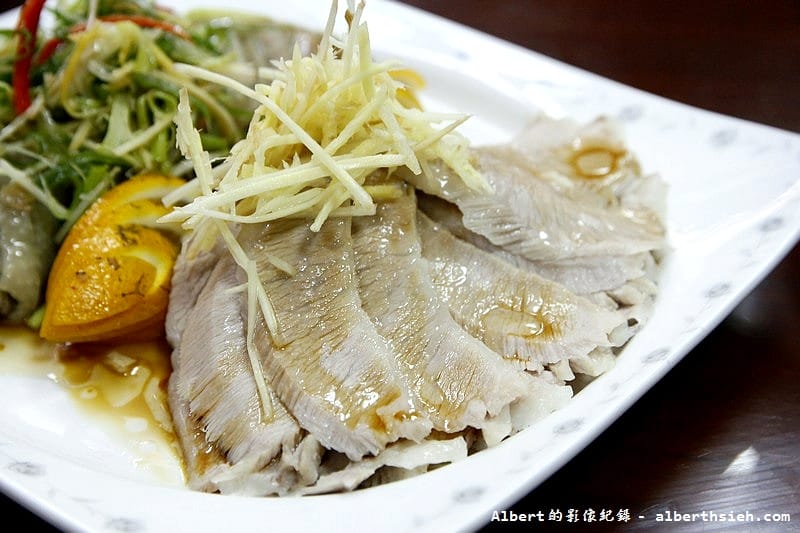 【花蓮私房美食】花蓮吉安．阿姑的店（蒜泥松阪豬&芋泥捲超好吃）