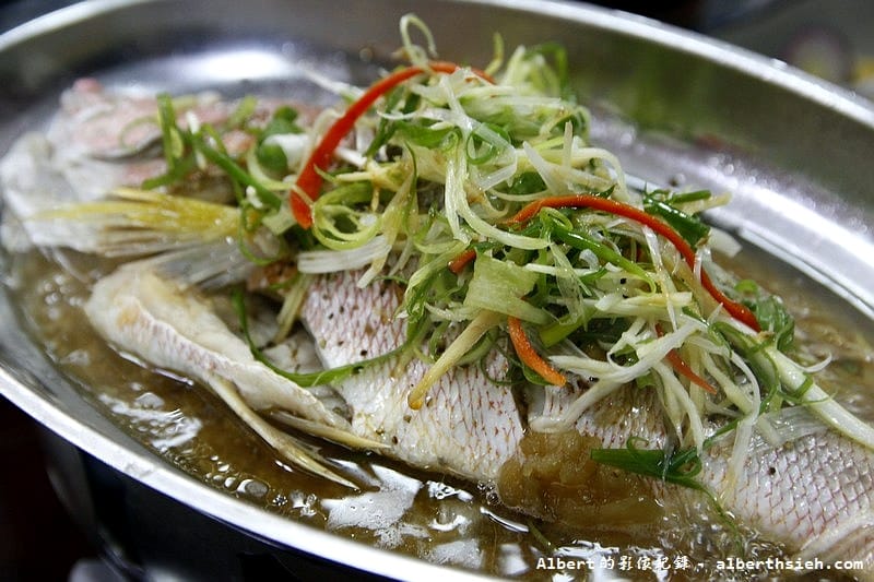 【花蓮私房美食】花蓮吉安．阿姑的店（蒜泥松阪豬&芋泥捲超好吃）