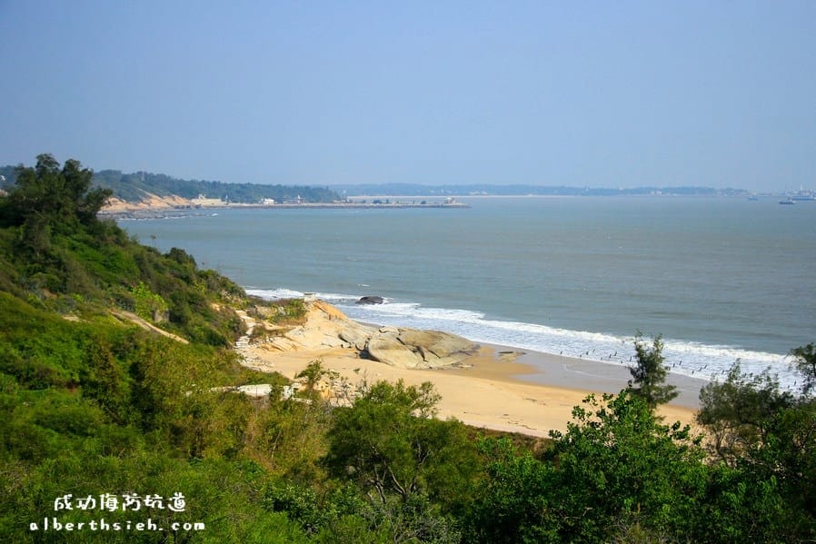 【戰地風光旅遊】金門金湖.成功海防坑道&成功沙灘(反登陸作戰,灘岸掃盪任務的坑道) - 第7張圖 【戰地風光旅遊】金門金湖.成功海防坑道&成功沙灘(反登陸作戰,灘岸掃盪任務的坑道)