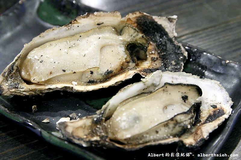 廣島宮島美食．牡蠣屋 (かきや)（超大顆肥美飽滿沒有腥味的好吃牡蠣）