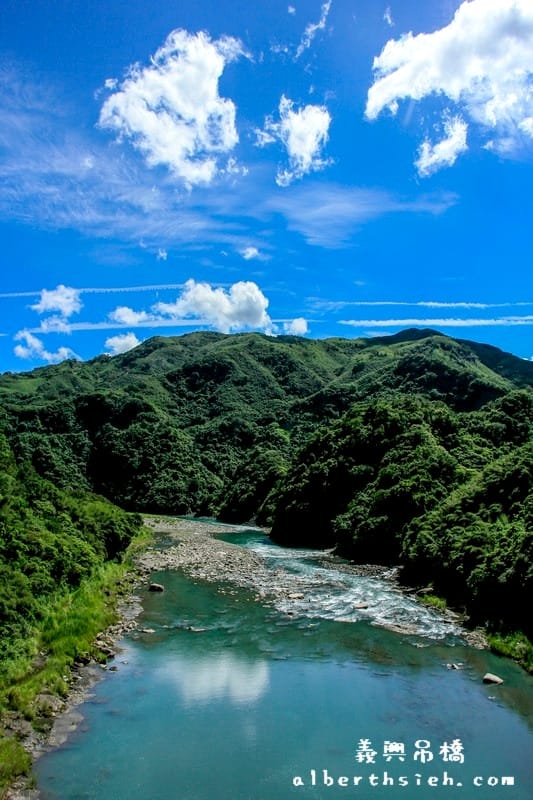 義興吊橋．桃園復興景點（賽德克巴萊彩虹橋，15層樓高200公尺長）