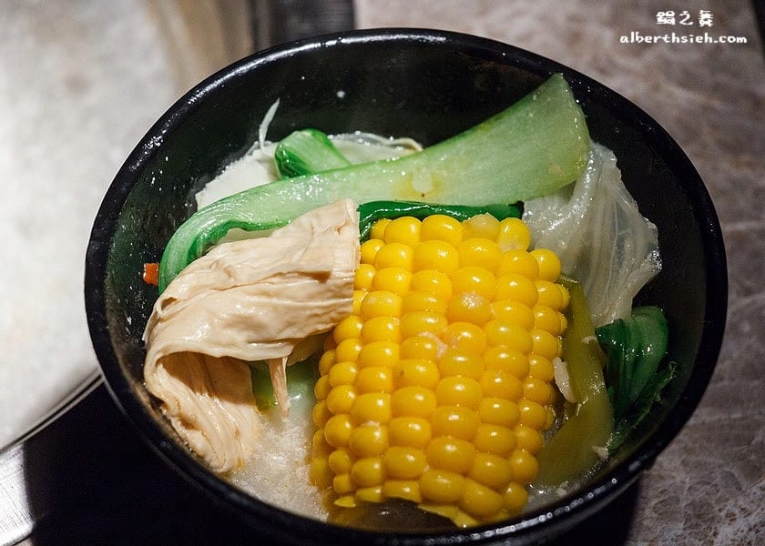 鍋之舞麻辣鴛鴦鍋．桃園龜山美食（值得讓你回味的美味鍋底）