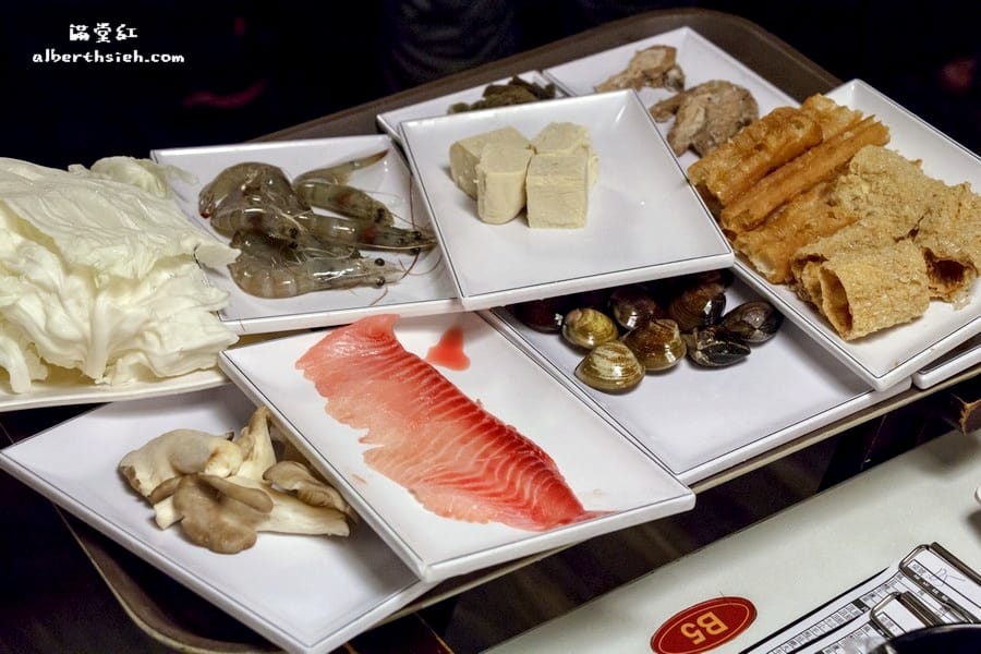 【火鍋吃到飽】台北大安．滿堂紅(仁愛旗艦店)（肉質部分依舊不錯，但海鮮有待加強）